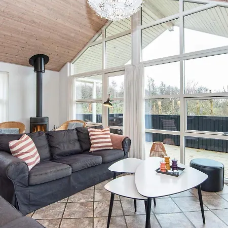 12 Person In Holiday home *